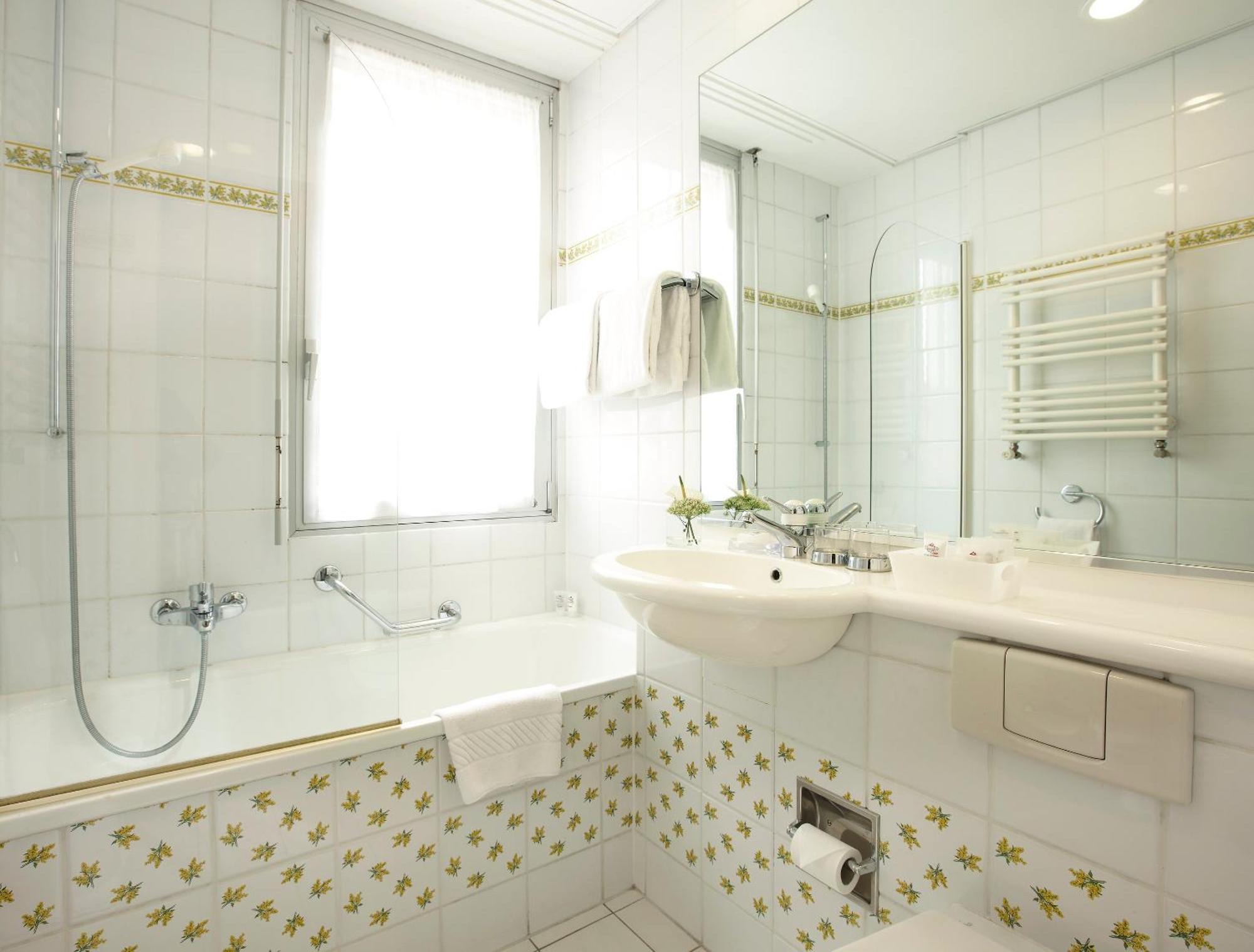 Quarto Triplo Standard